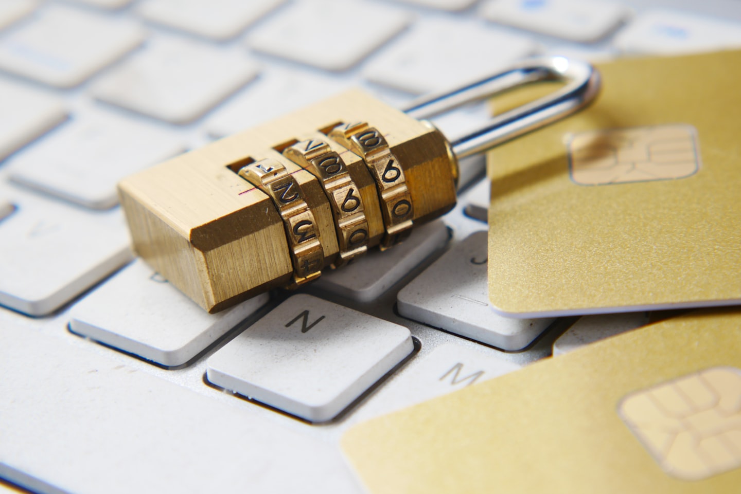 Datenschutzerklärung 97bdad4ed69e5cd6d047877fa7c0a989f847035d
